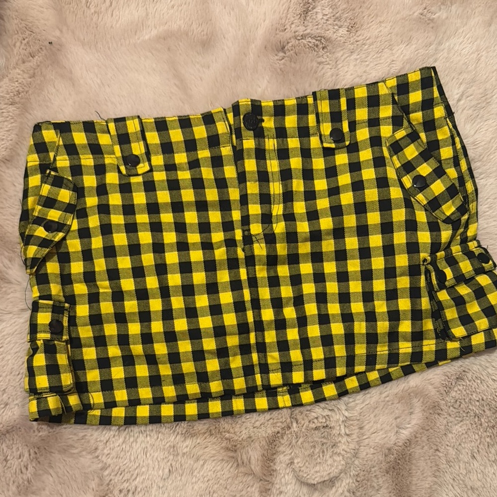 Abbey Dawn Yellow and Black Checkered Mini Skirt